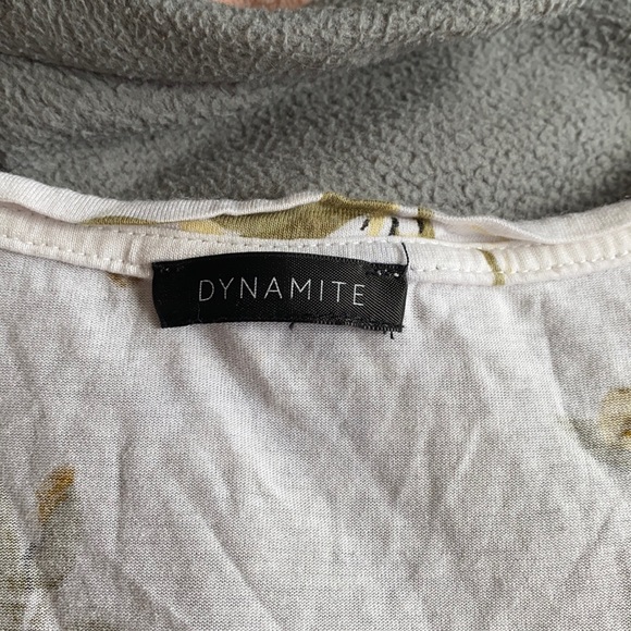 Dynamite Flower Pattern Tank Top - Picture 3 of 5